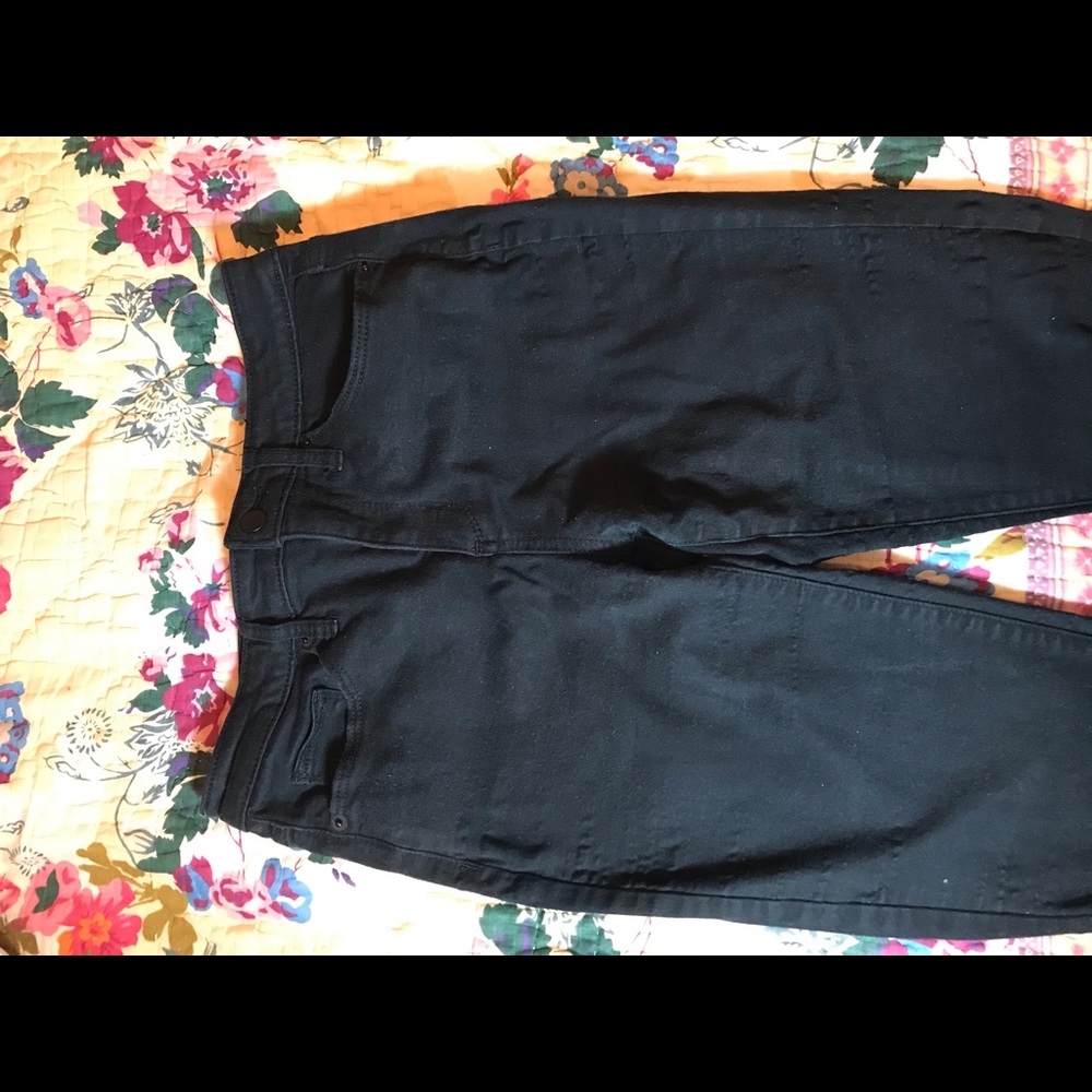 Black skinny jeans